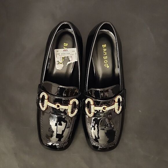 BRAND NEW BAMBOO DOLL RHINESTONE CHAIN LINING WOMEN'S LOAFERS - Picture 2 of 14